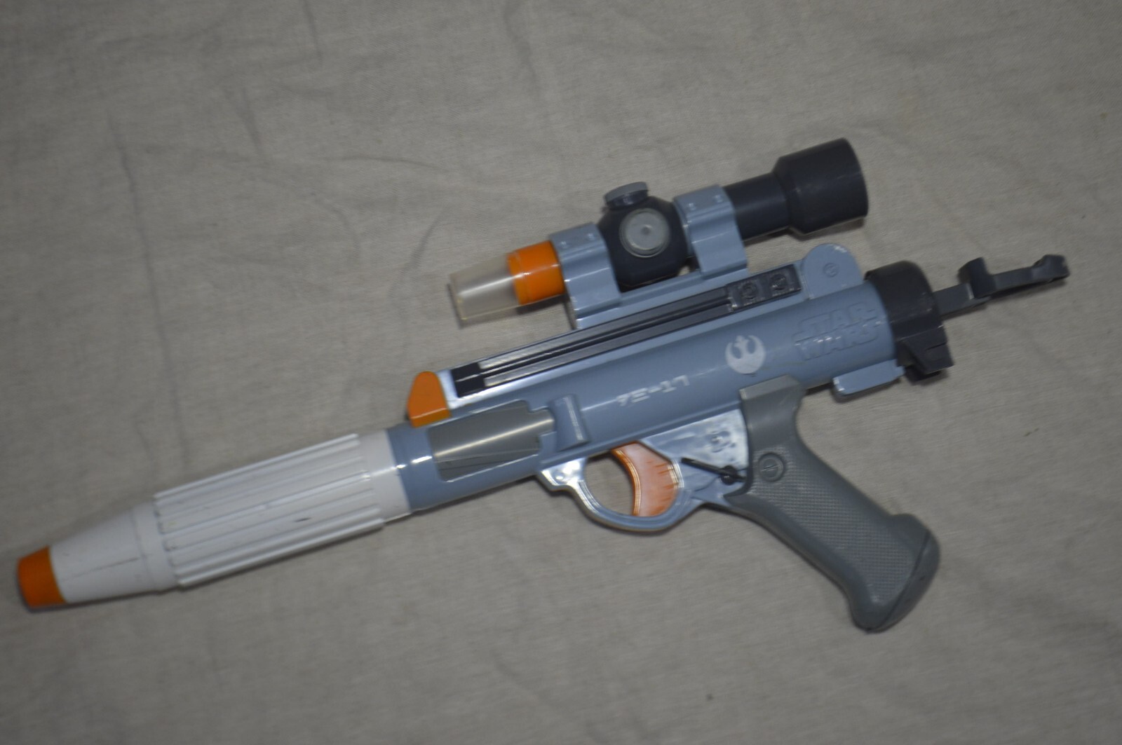 Star Wars Nerf Rebel Trooper Blaster DH-17 Dart Gun 2006 Hasbro Cosplay