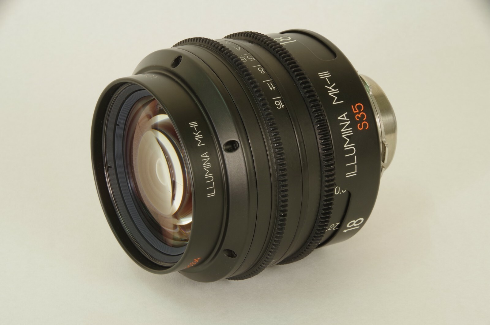 Lomo Illumina MK-III S35 cine lens T1.3 Arri PL mount