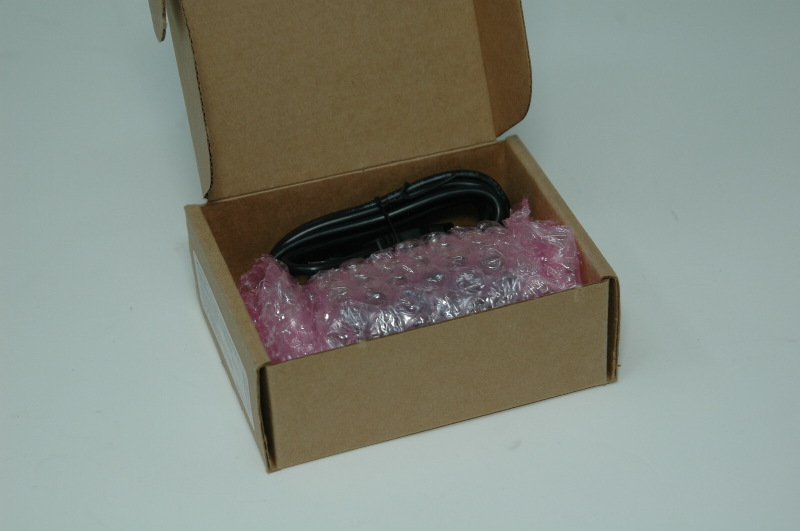 Mag-Tek 21079806 Edynamo Payment Device, EMV, Black. Hooked Up But Never Used.