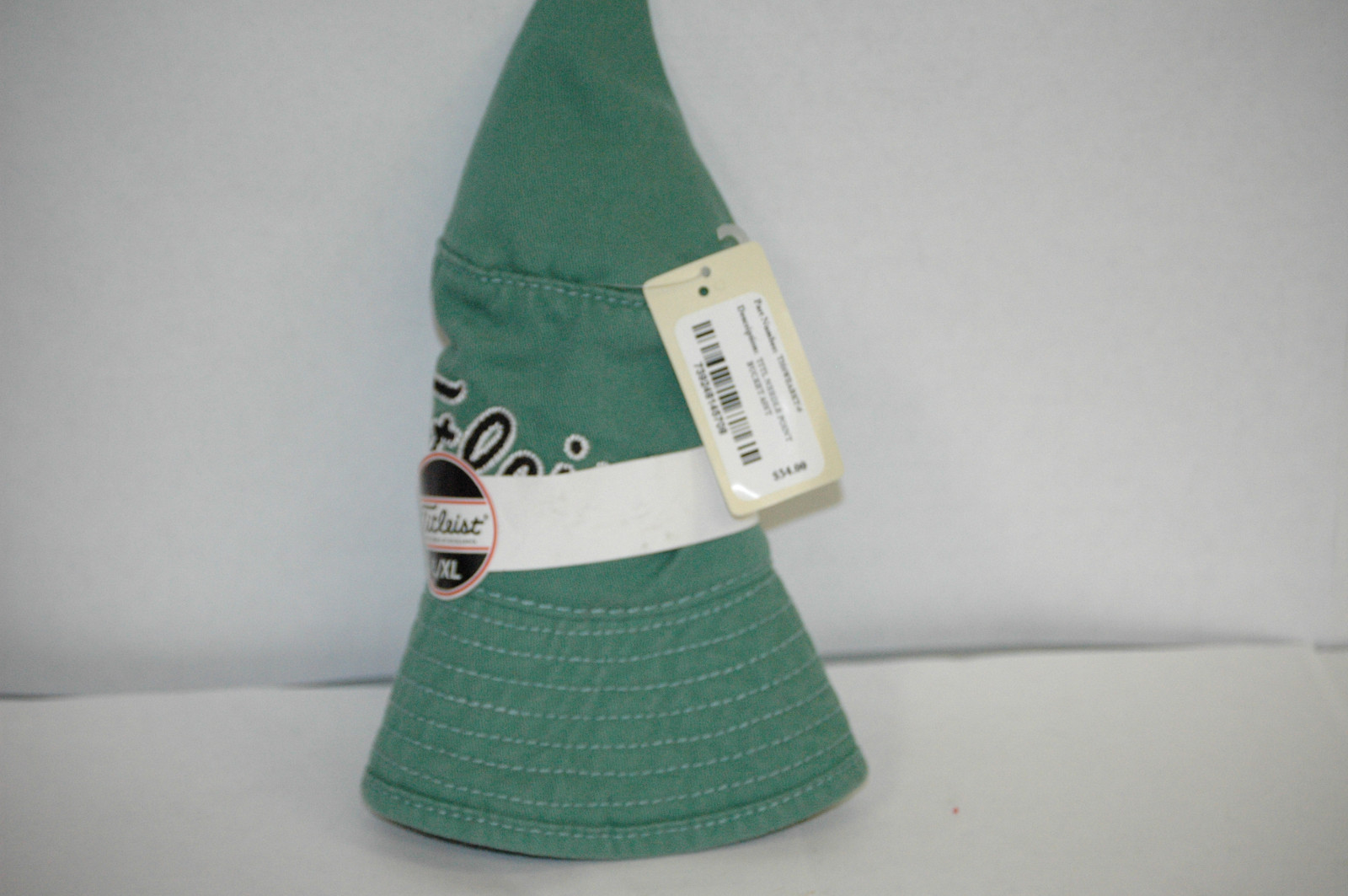 titleist needle point bucket hat