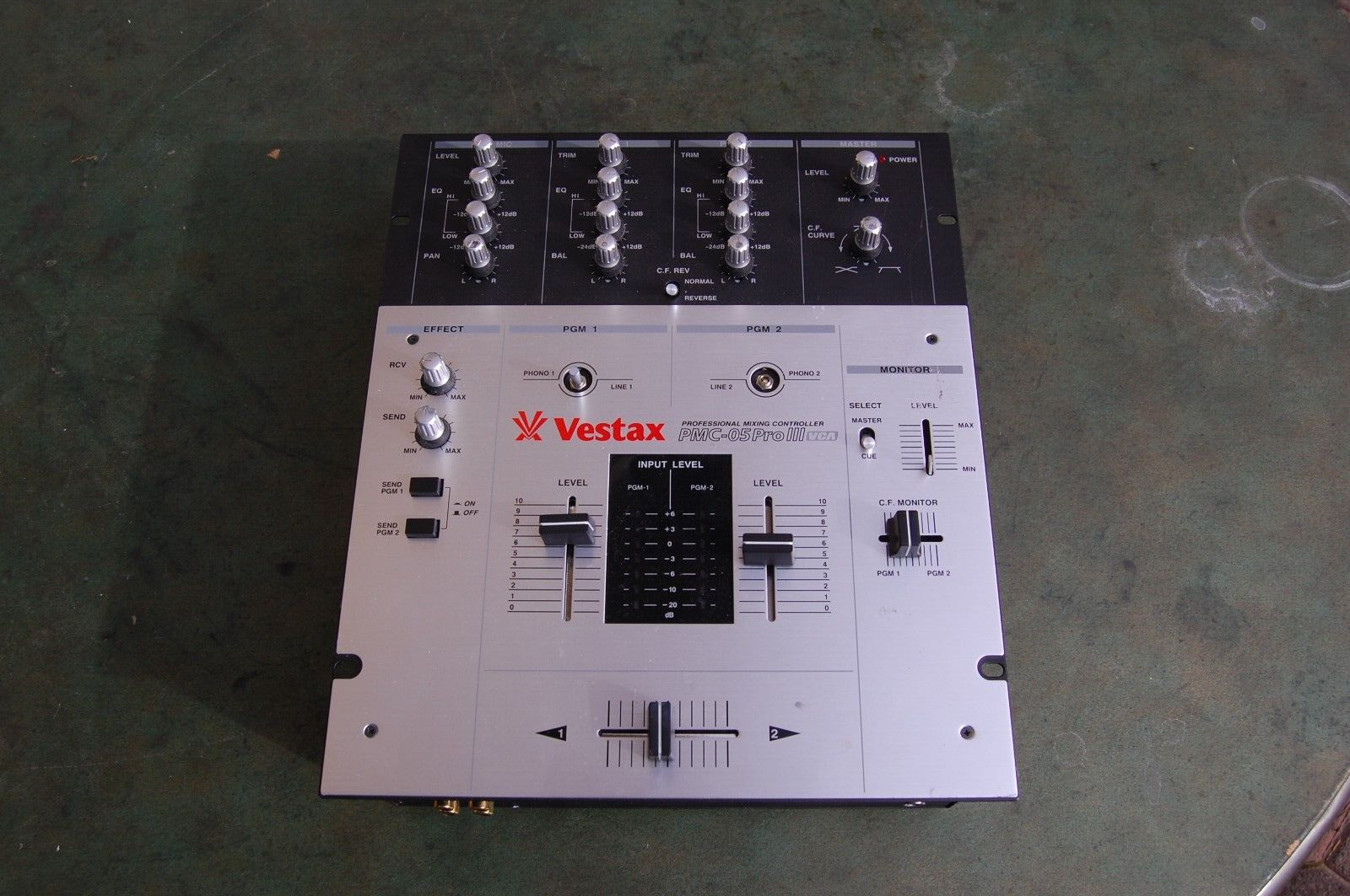 VESTAX PMC-05 Pro3 III Professional Mixing Controller DJ Scratch Mixer VESTAX PMC-05 Pro3 III Professional Mixing Controller DJ Scratch Mixer