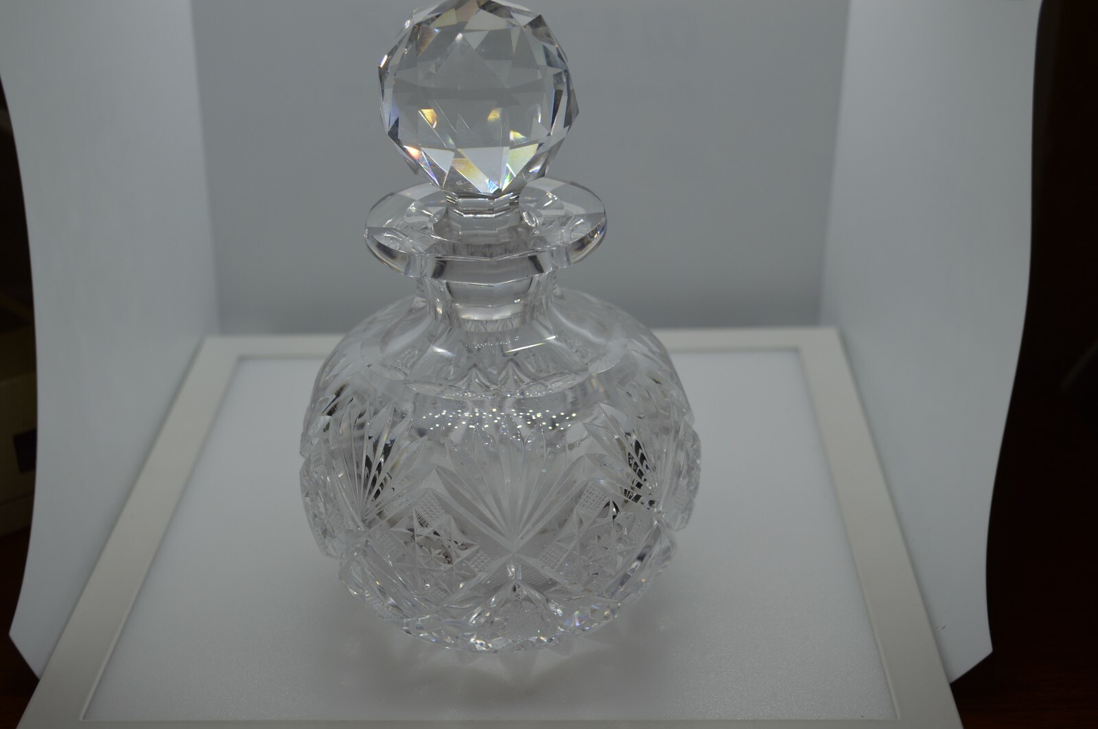 ANTIQUE ABP HAND CUT CRYSTAL GLASS PERFUME SCENT BOTTLE COLOGNE DECANTER