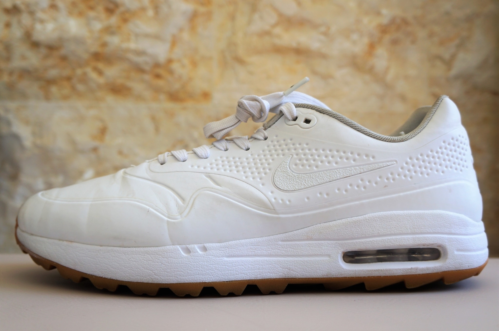 white gum air max