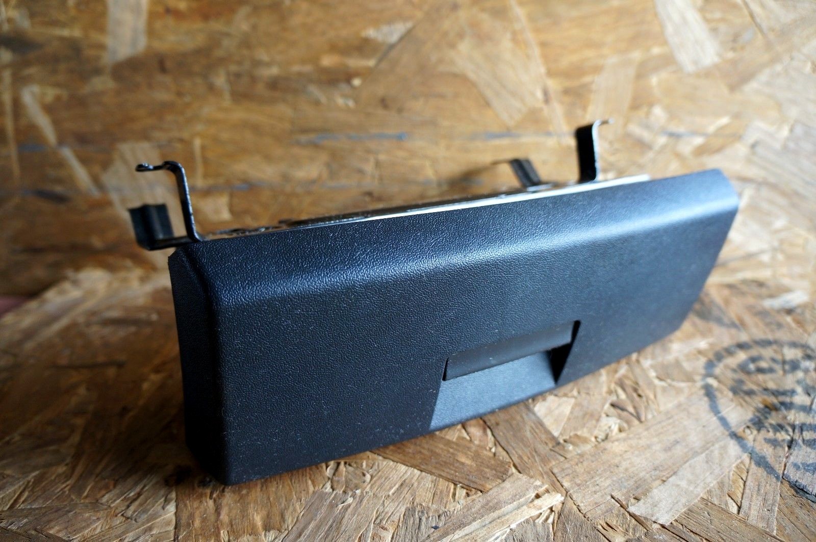 05-2008 audi a4 b7 under driver seat drawer storage compartment black oem