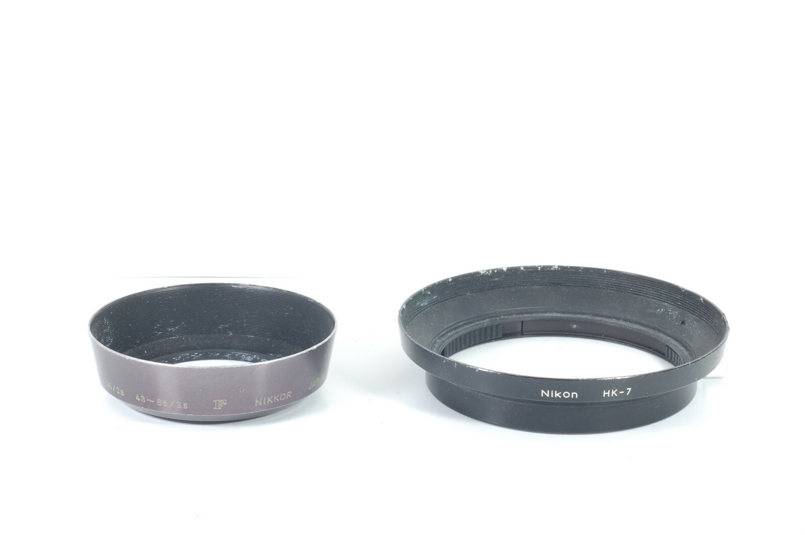 Lot of 6 Nikon lens hoods, 4 Modern, 2 Vintage HB-58 HB-47 etc.. Good condition!