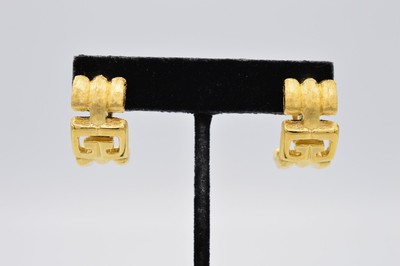 Givenchy Vintage Logo Clip GG Earrings Brushed Gold Hoop Runway Signed BinW