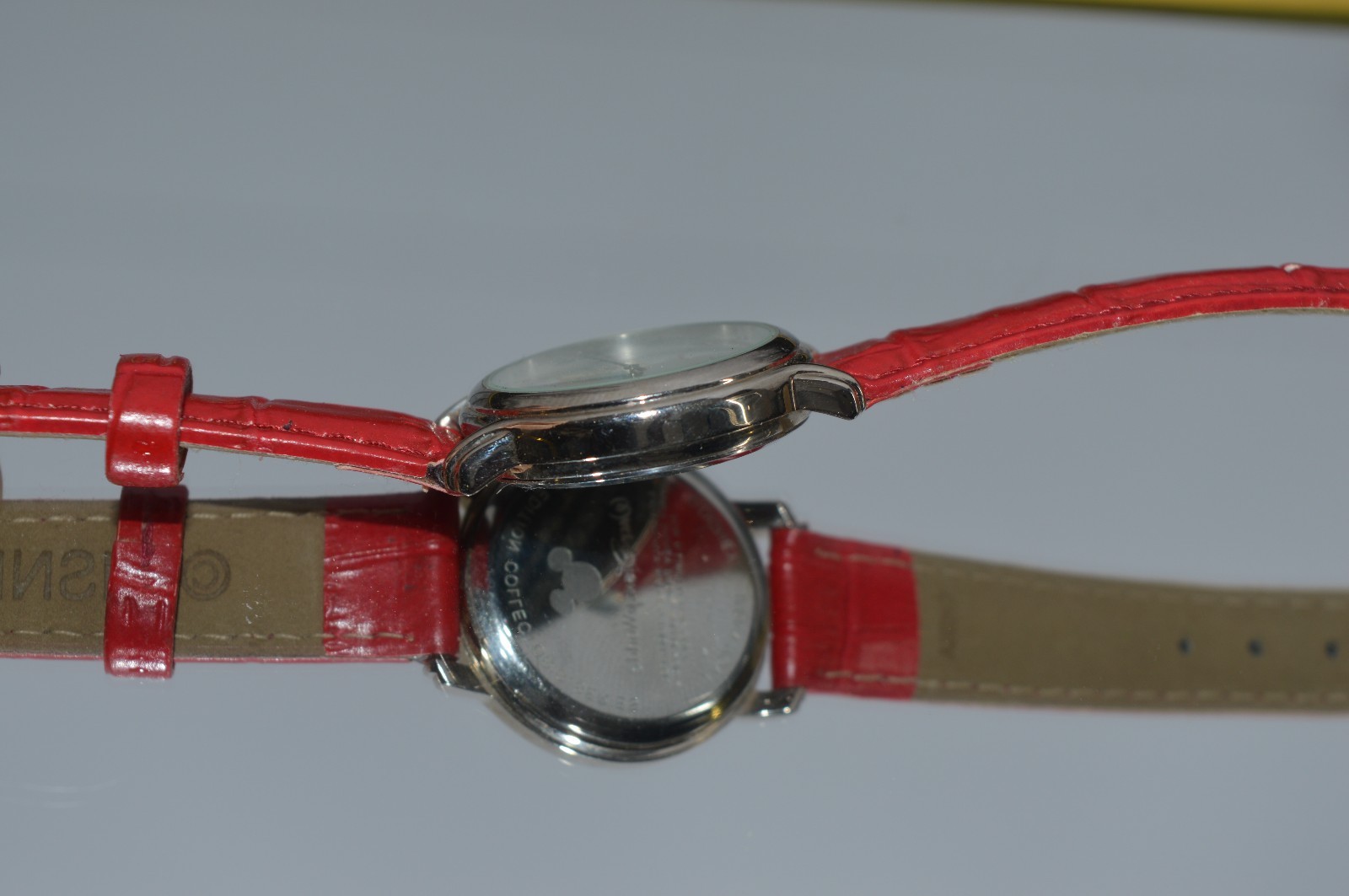 Tinkerbell Special Edition Collectors Series  Disney watch ''NICE'' New Battery