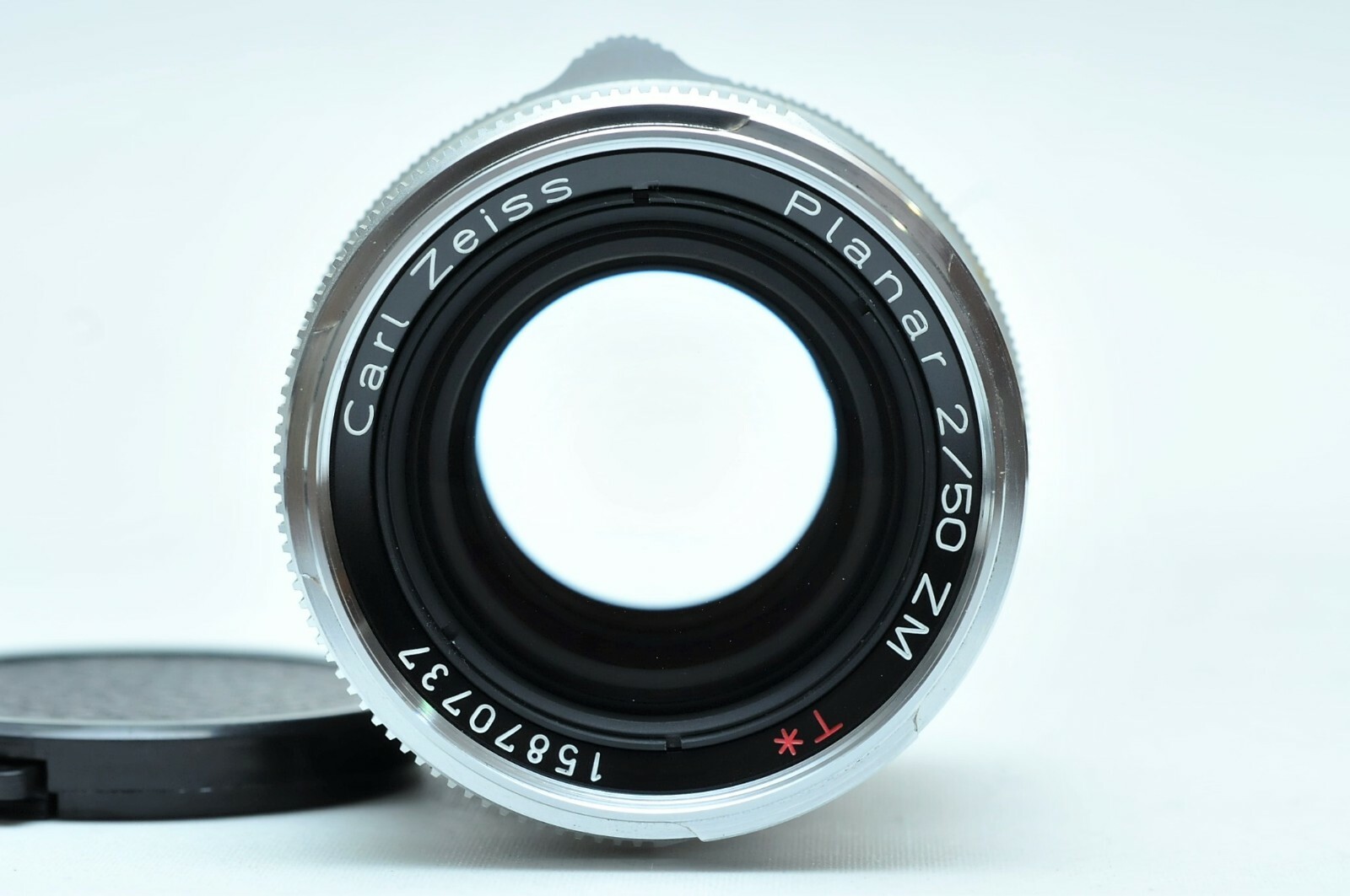Carl Zeiss 50MM F/2 ZM PLANAR T* Lens For Leica M Mount Carl Zeiss 50MM F/2 ZM PLANAR T* Lens For Leica M Mount