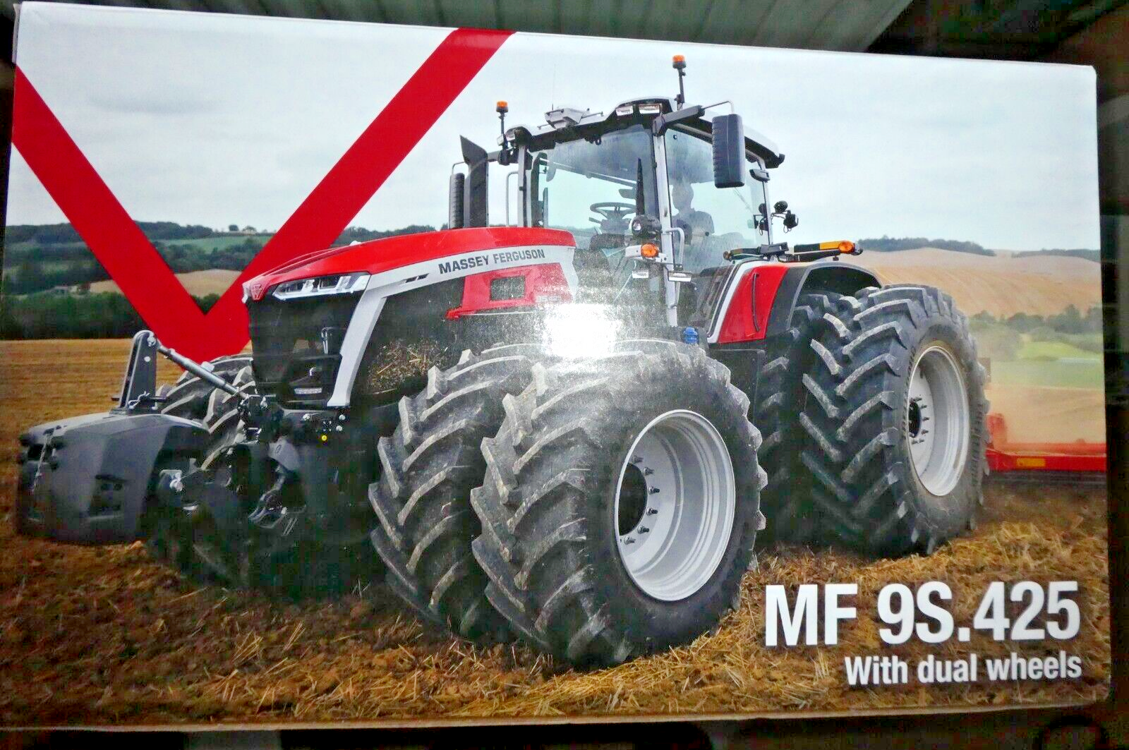 MKassey Ferguson DUAL Wheel Tractor MF 9S. 425 Universal