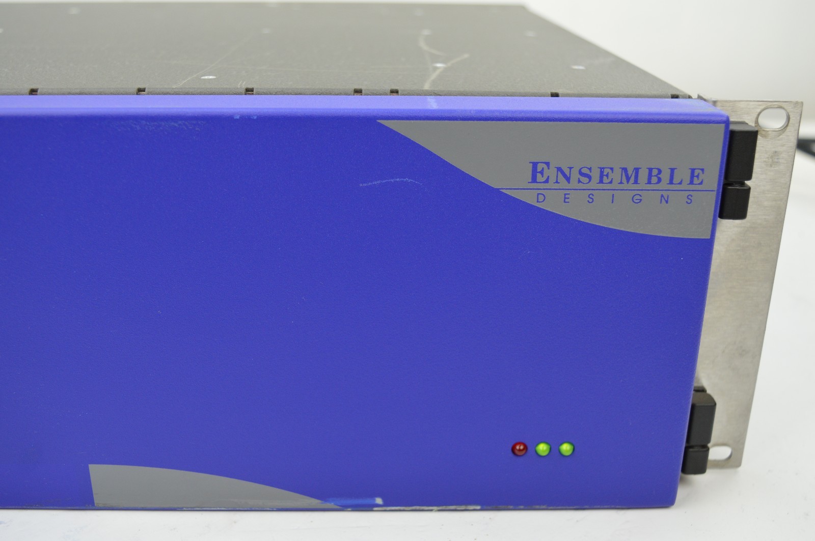 Ensemble Avenue 5000 Signal Integration System 7110 HD/SD DA LOADED