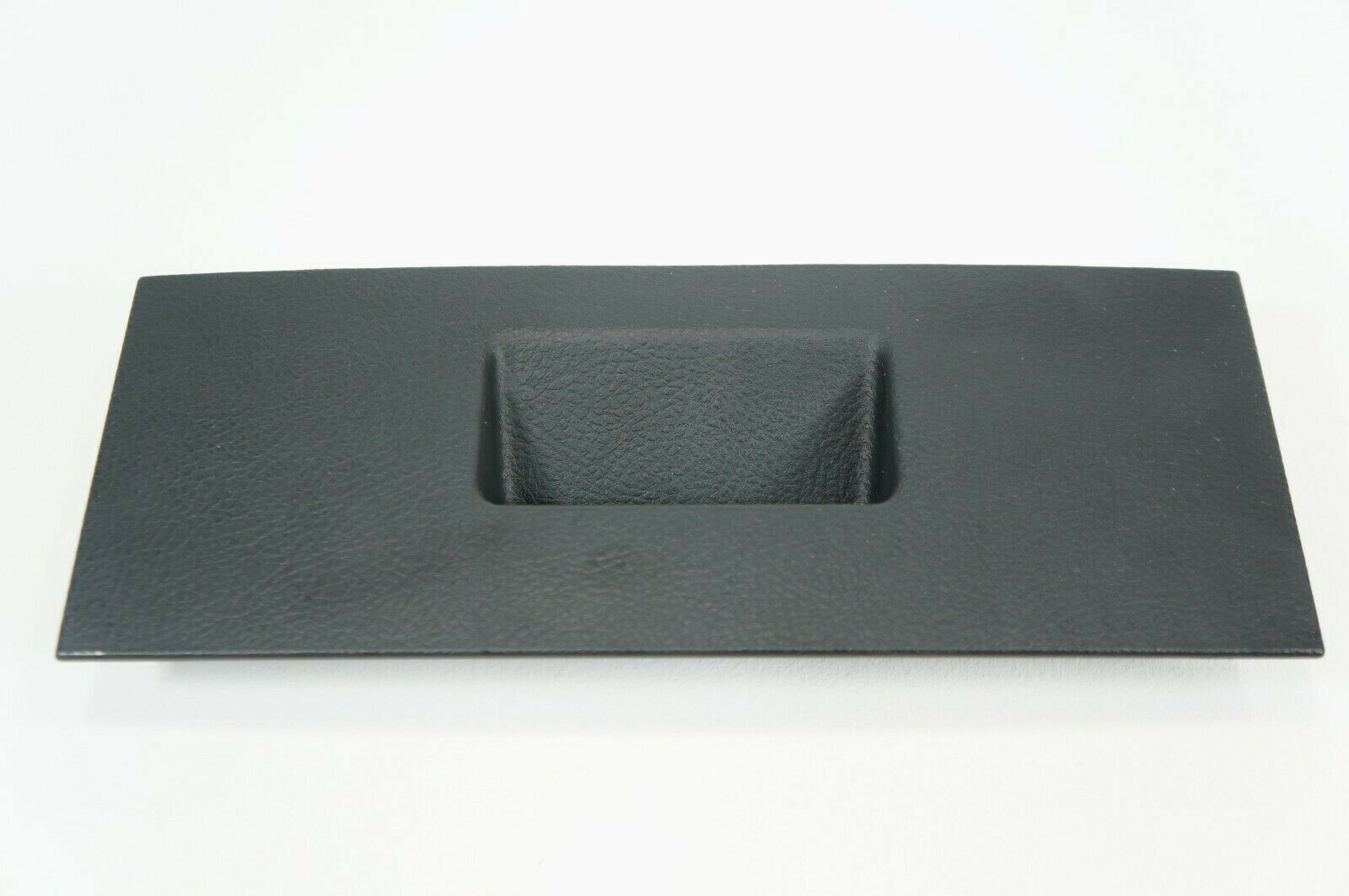 2005-2009 range rover sport L320 rear cup holder cover trim panel oem