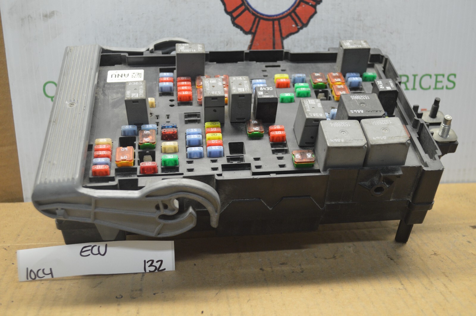 2010-13 Chevrolet Silverado Sierra Fuse Box Junction