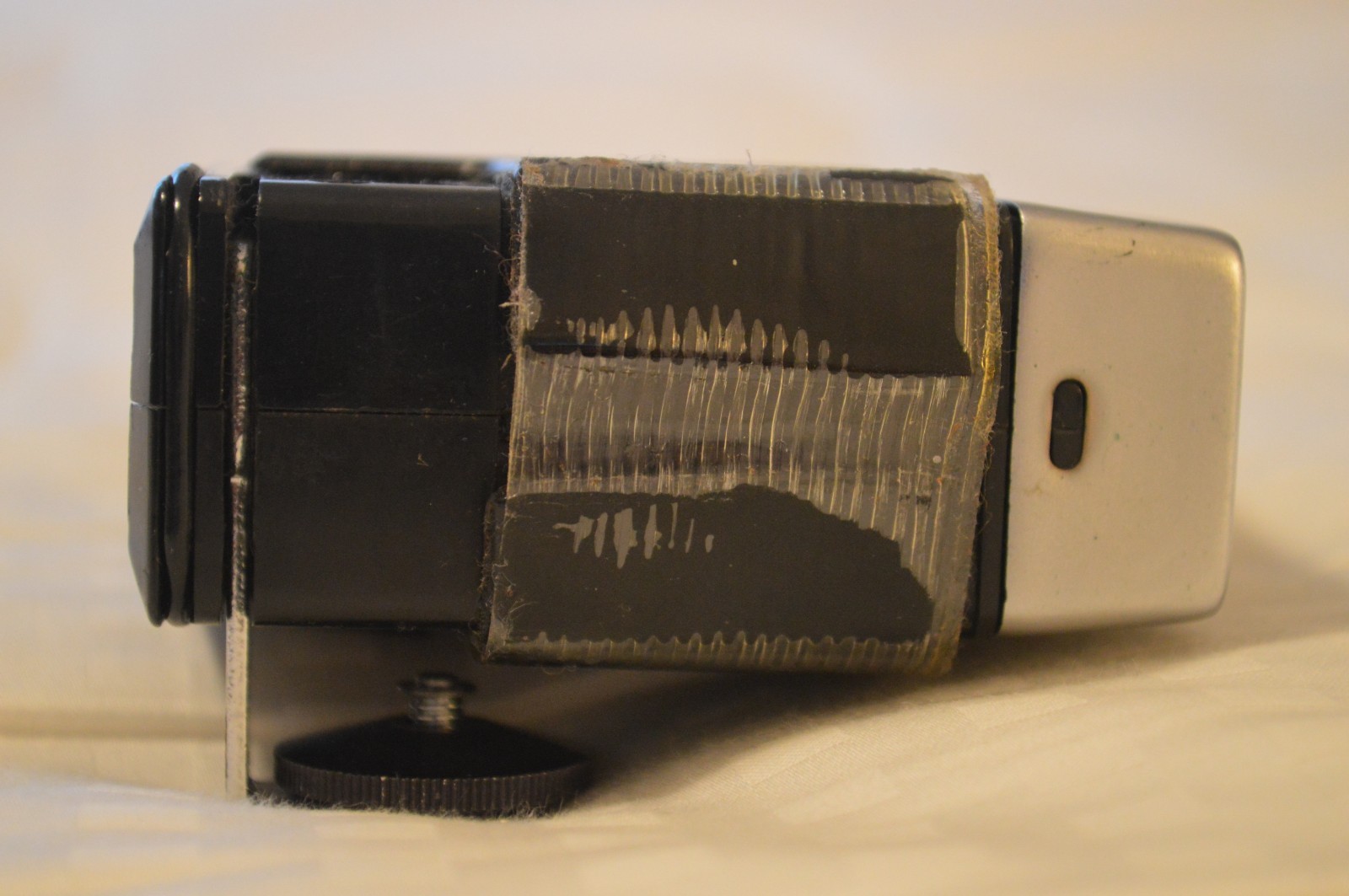 Keystone 35mm Camera Electronic Flash Strobe Model 74 Computer Controlled Sync