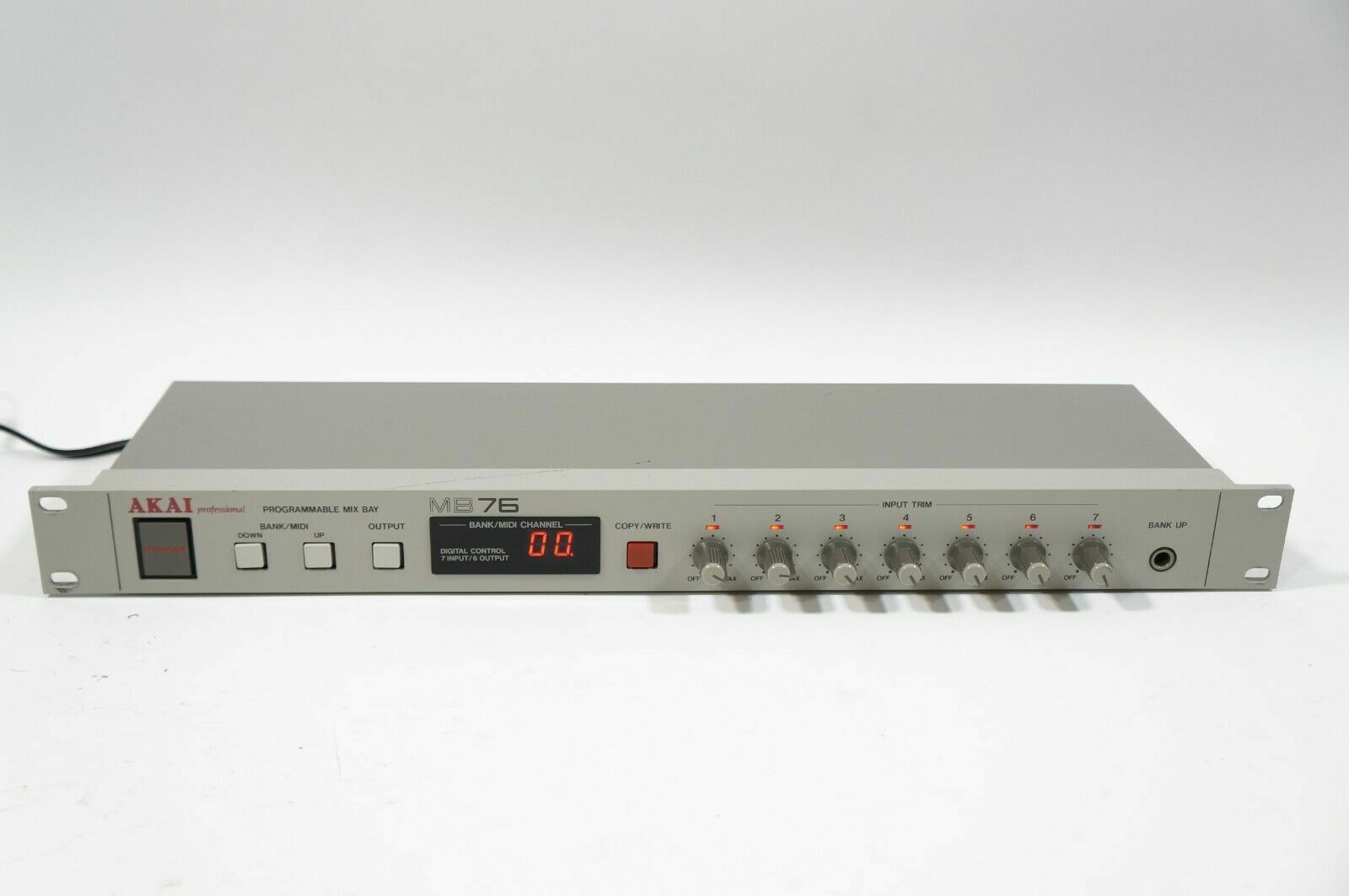 AKAI MB76 プログラマブルミックスベイ Akai MB76 programmable patch bay audio mixer 7 in 6 out +