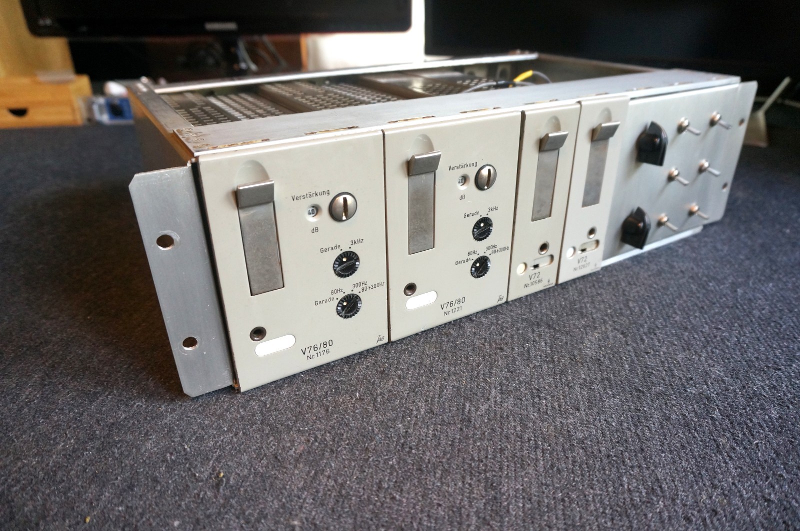 Telefunken Siemens 2x V76 & 2x V72 Tube Mic Preamps Racked and Restored