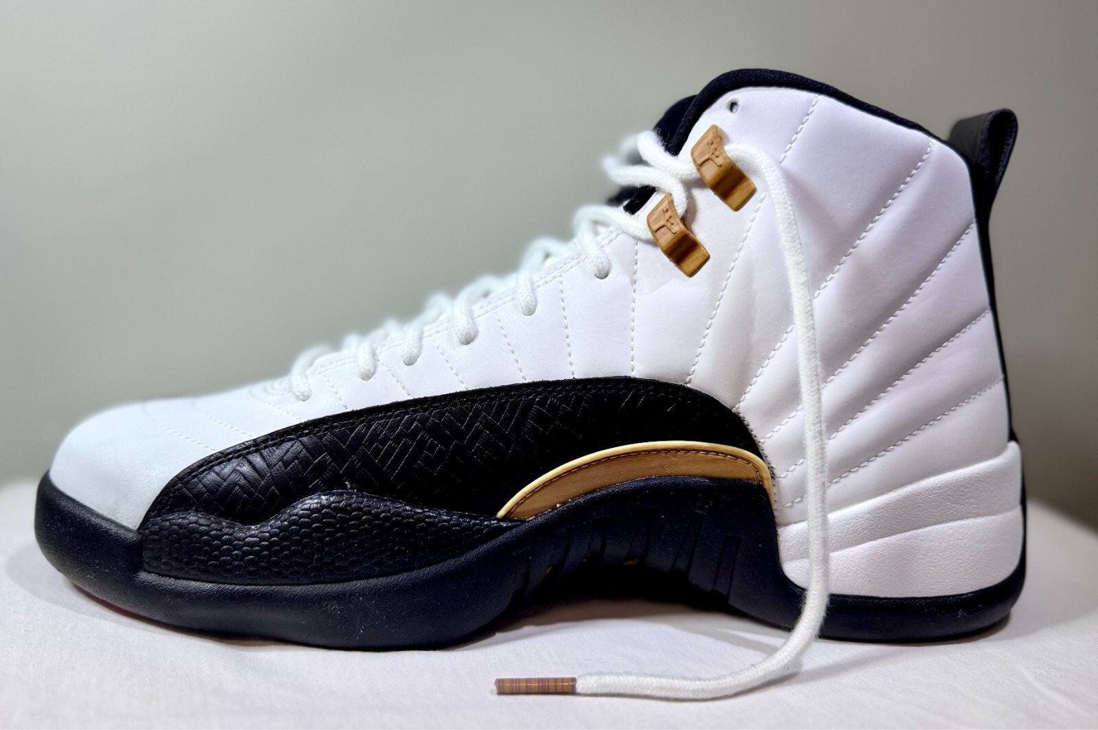 jordan 12 new years