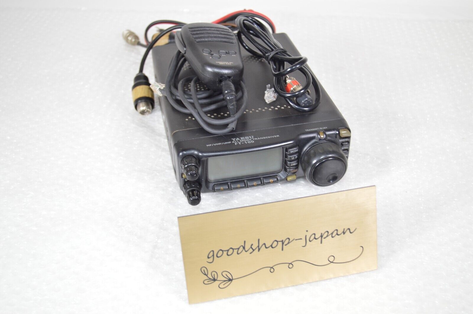 YAESU FT-100 HF/VHF/UHF All Mode Transceiver Amateur Ham YAESU FT-100 HF/VHF/UHF All Mode Transceiver Amateur Ham