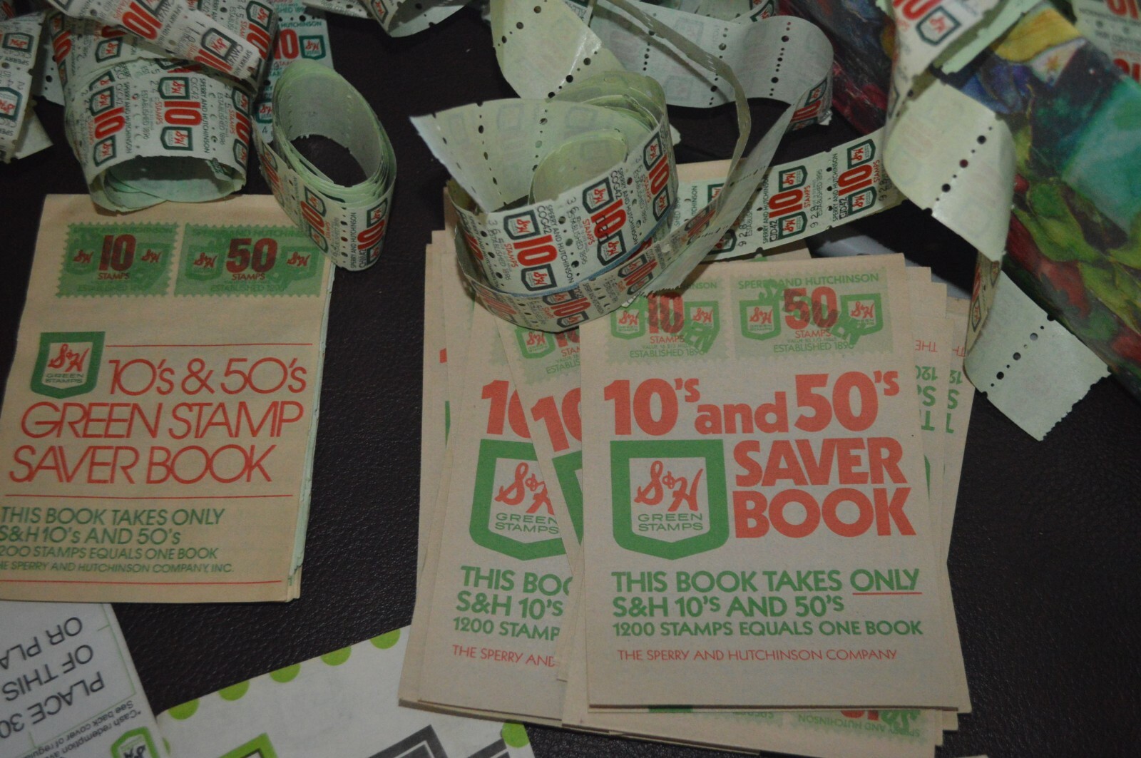 S&H GREEN STAMP BOOKS AND LOOSE STAMPS & idea book 1985