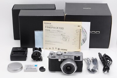 [NEAR MINT+++ in Box] Fujifilm FinePix X Series X100 Silver Digital Camera JAPAN