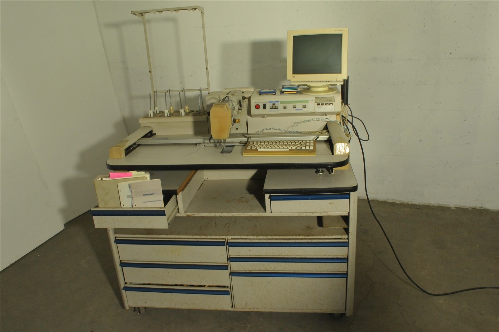 Meistergram 900XLC Embroidery machine w tool chest of drawers sewing pattern