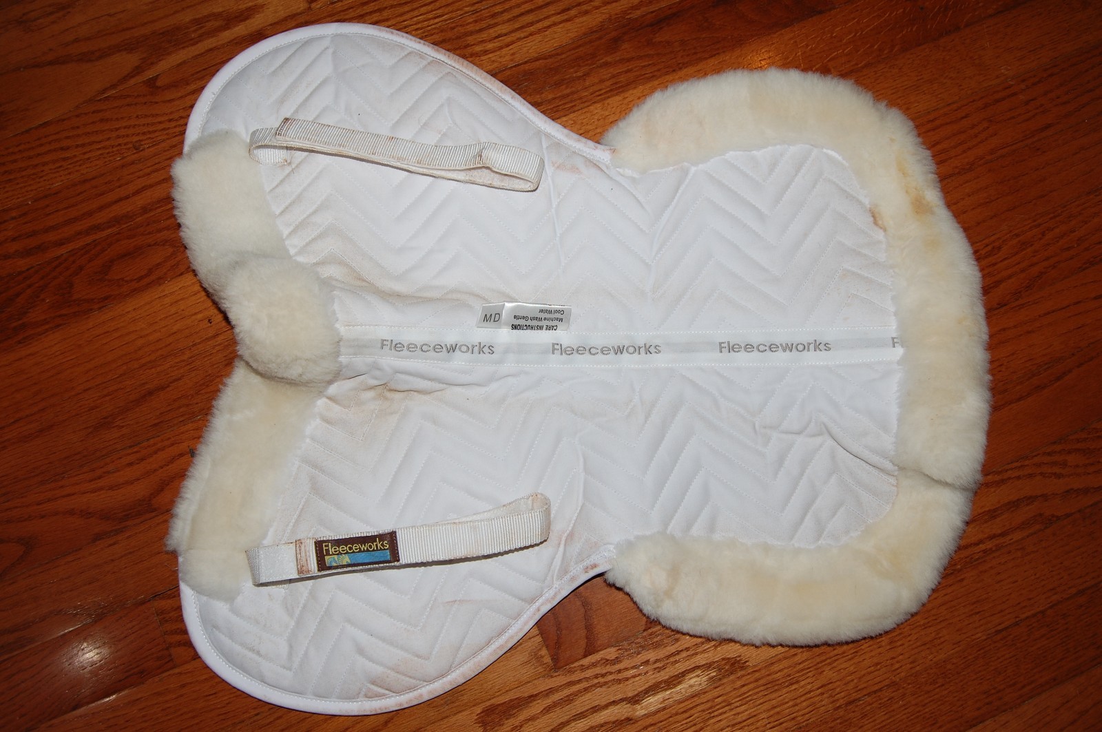 NEW Fleeceworks Sheepskin Classic Original Halfpad w/Rolled Edge All Purpose Med