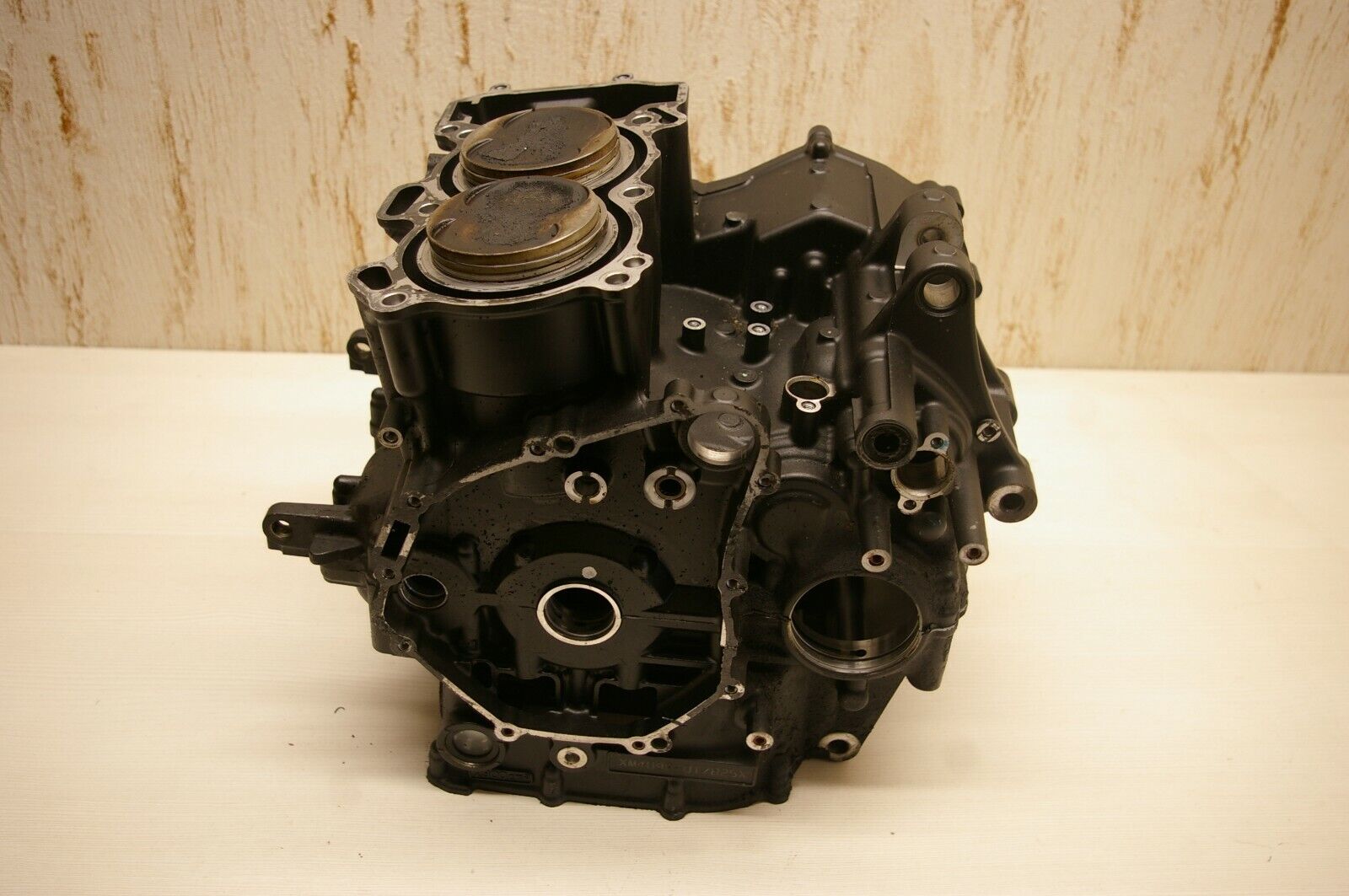 Yamaha MT - 07 / FZ - 07 2014 M409E Engine Crankcase Yamaha MT - 07 / FZ - 07 2014 M409E Engine Crankcase