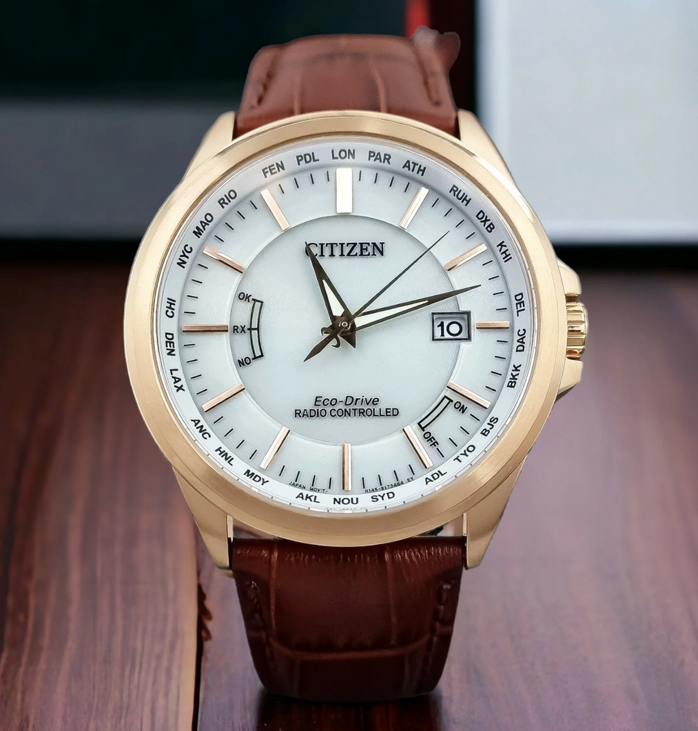 Pre-owned Citizen Radio Controlled World Time White Dial Men's Sapphire Watch Cb0253-19a