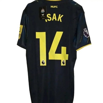Alexander Isak 2023/24 Newcastle United 3rd Jersey Shirt w Patches Size L