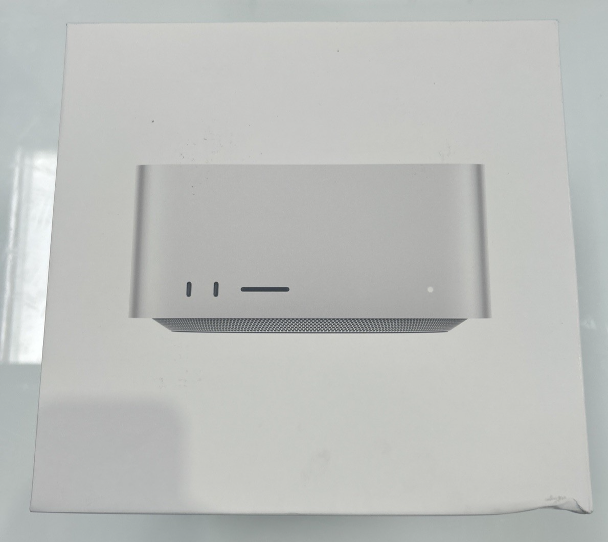 Apple Mac Studio M2 Ultra 1TB SSD 64GB RAM Mini Desktop
