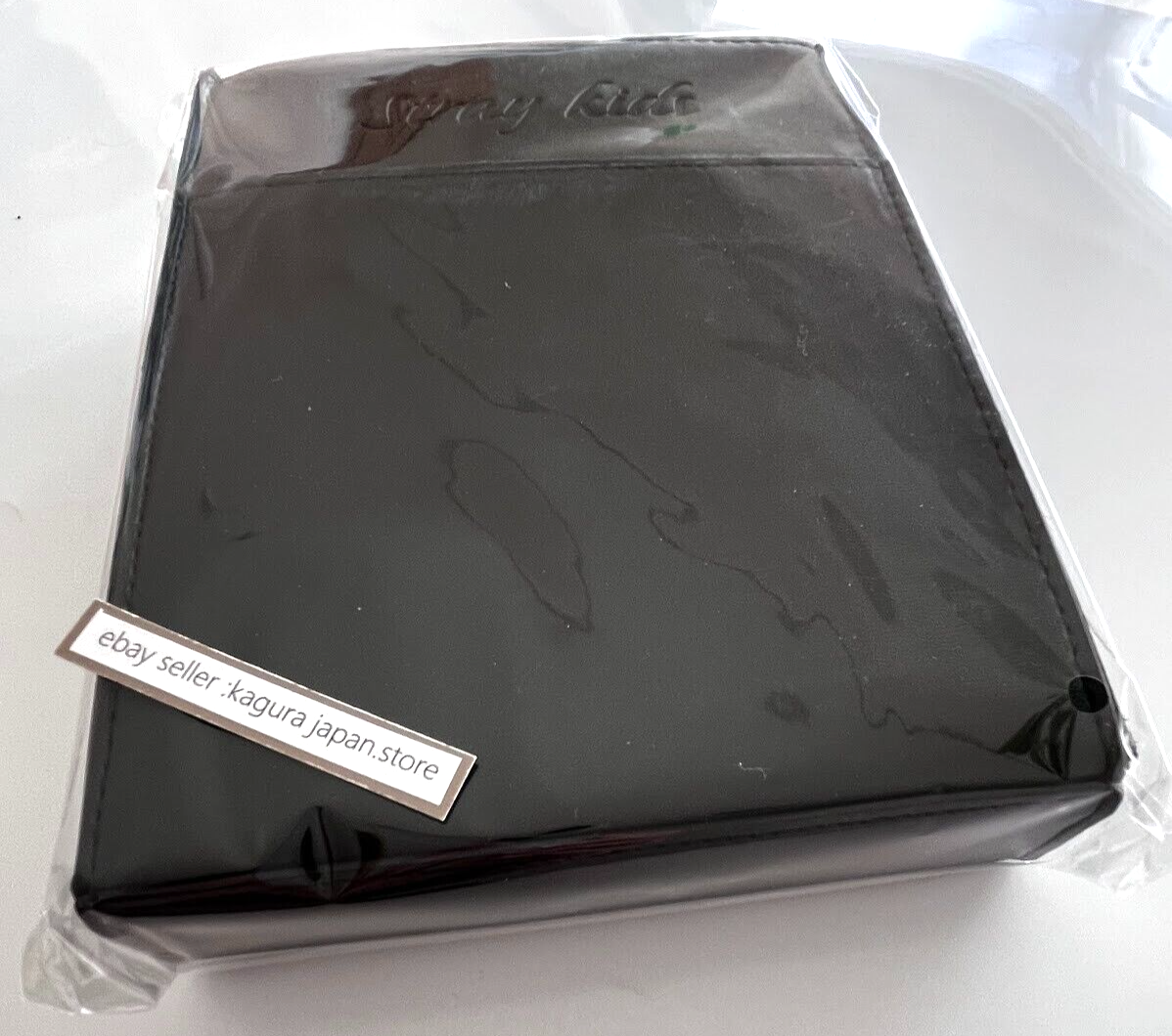 Stray Kids LEATHER SHOULDER BAG Produced By HAN 5-STAR Dome Stray Kids LEATHER SHOULDER BAG Produced By HAN 5-STAR Dome