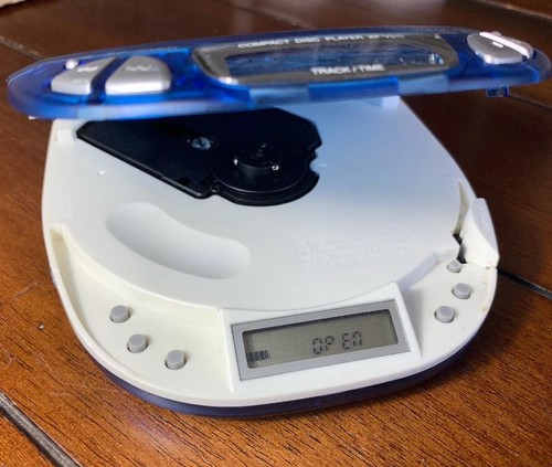 Aiwa 1 Bit DAC Compact Portable Disc CD Player Blue Clear Translucent DSL