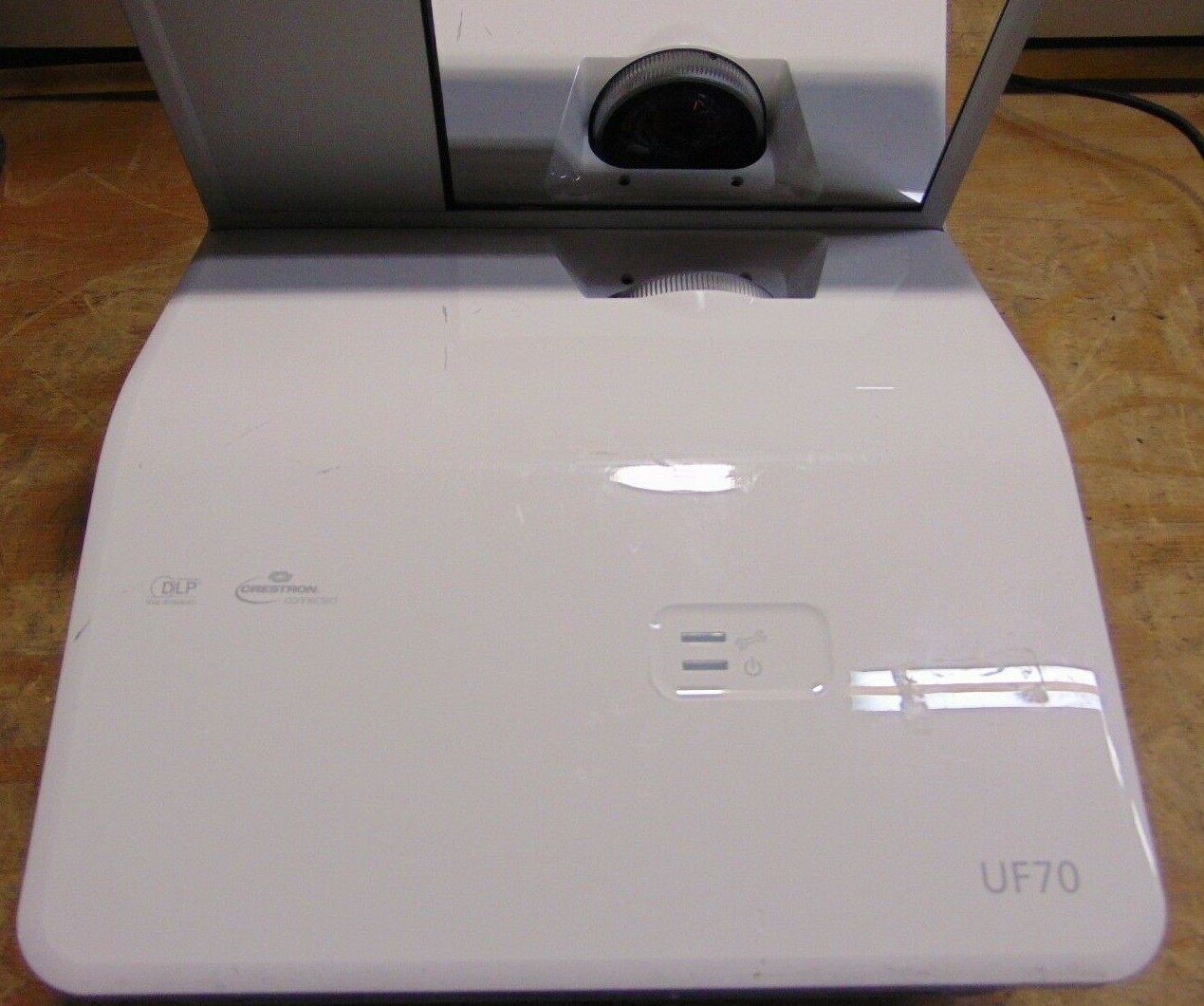 Smart Technologies DLP UF70 Projector 3000