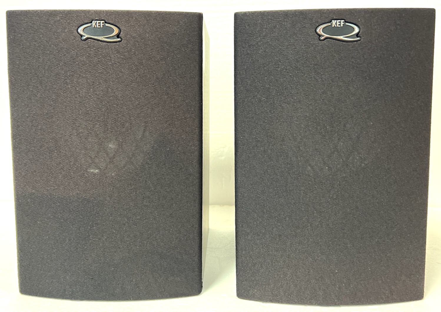 KEF Q15.2 Pair of Bookshelf Speakers 10-100W 8 Ohm Bi-Wired