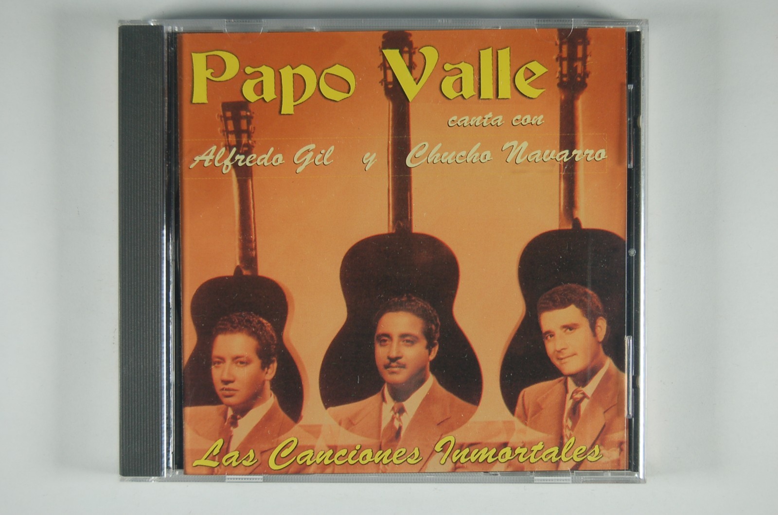 プエルトリコCD Valle, Papo Con Alfredo Gil Y Chucho Navar  DHCD1375  /00110 PAPO VALLE canta con ALFREDO GIL y CHUCO NAVARRO LATIN CD