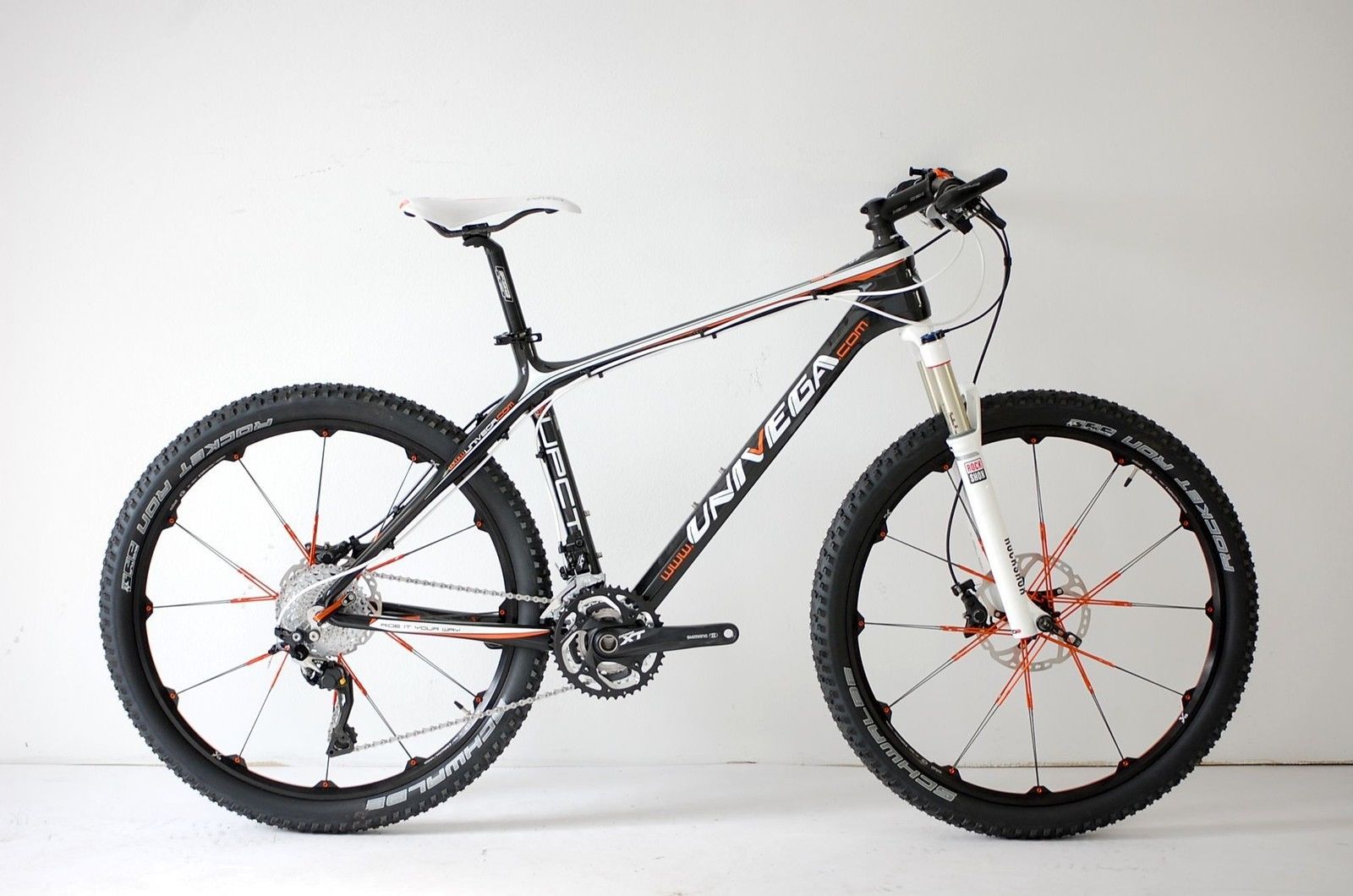 Fahrräder in Orange