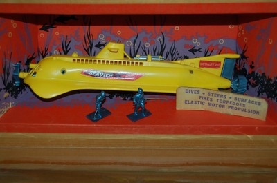 REMCO SEAVIEW SUBMARINE VOYAGE TO THE BOTTOM OF THE SEA w Box