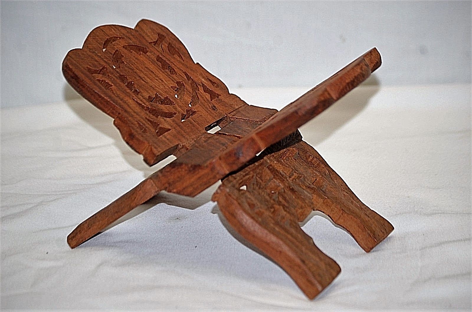 Old Vintage Wood Wooden Book Stand Hand Carved Bible Display Cookbook Holder