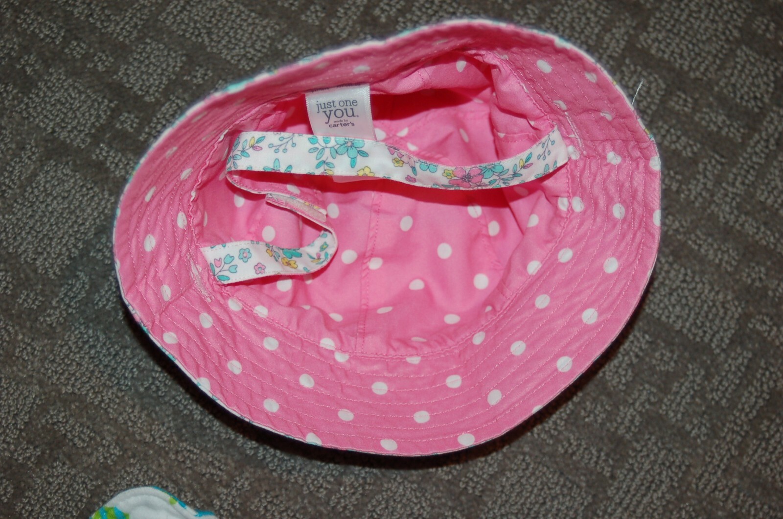 Infant-  NUBY Dribble Bib Butterflies & Flowers / Carter 0-6m Floppy Hat