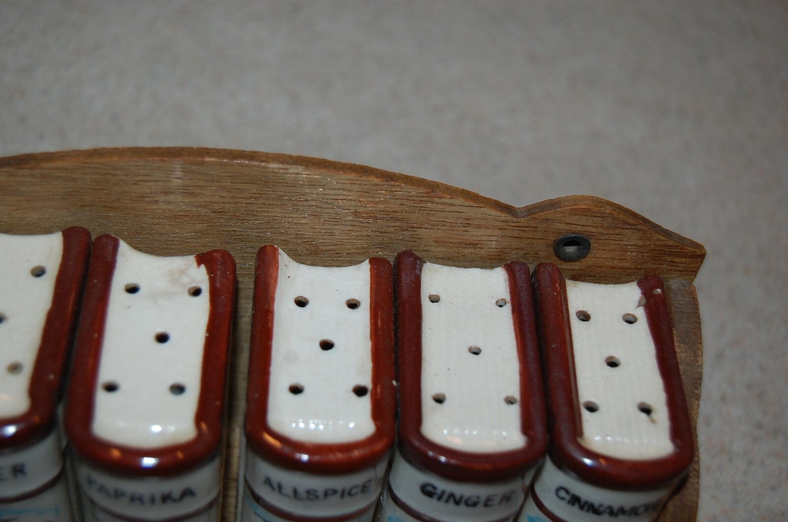 Vintage 6-piece Windmill Spice Set w/Rack - Shakers Books - Made in Japan Nice