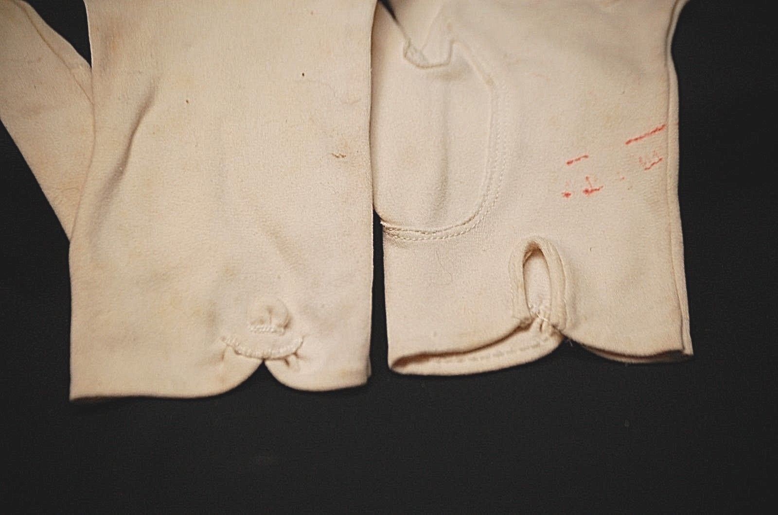 Old Vintage Young Ladies Gloves 100% Cotton Sunday Church Easter Weddings MCM