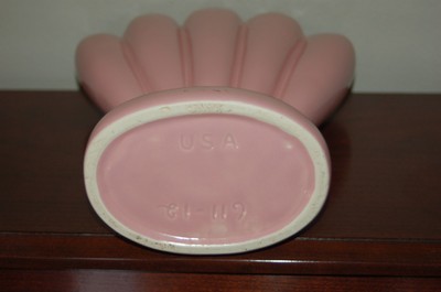Vintage 1950's Roseville Large PINK Keynote FAN VASE USA 611 -12 SHABBY