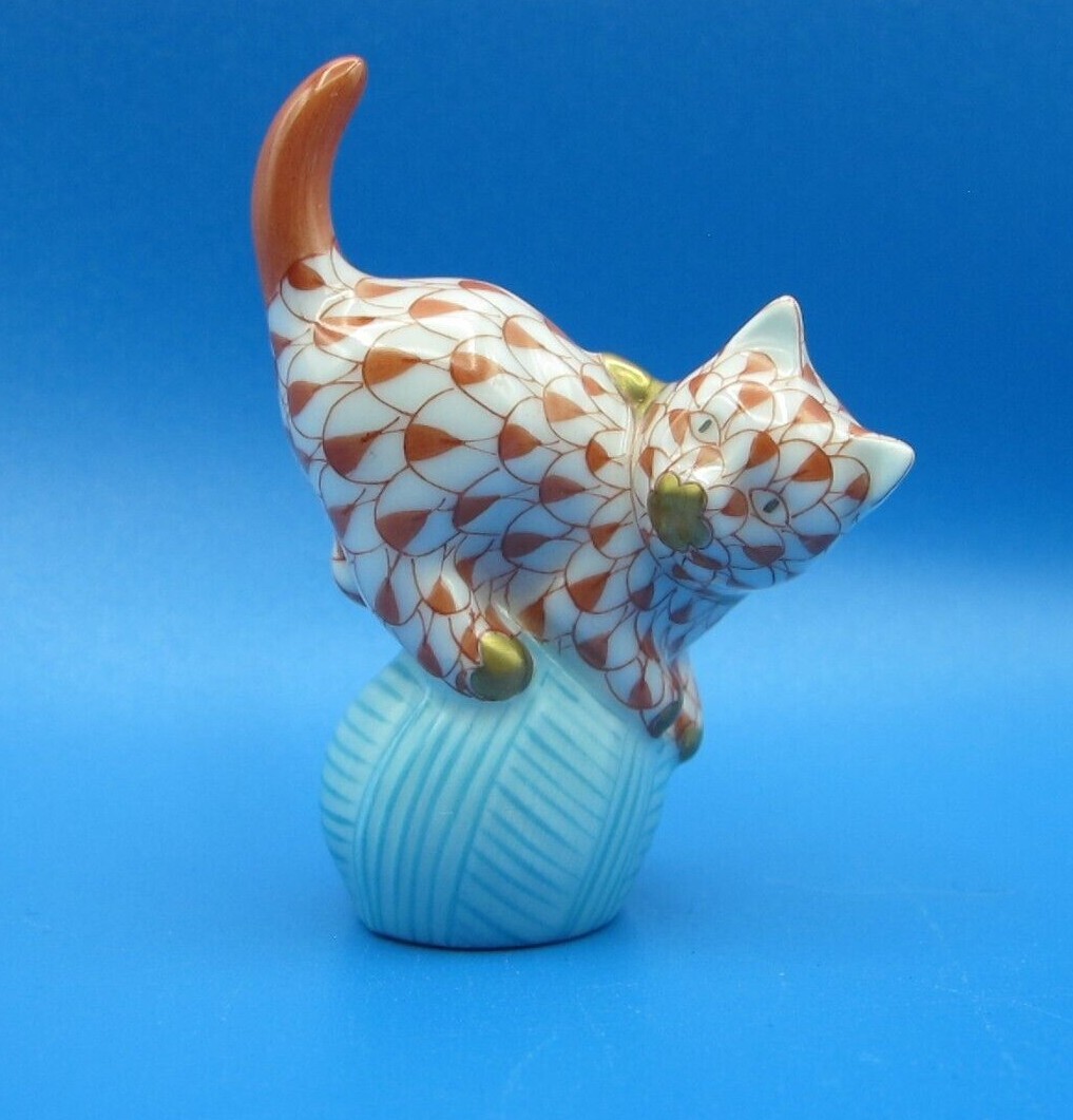 ヘレンド(Herend) 猫のミニー フィギュリン 置物 黄色の鱗模様