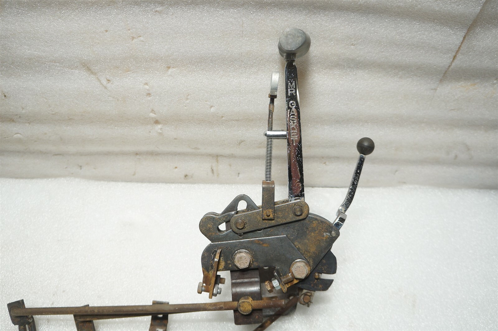 爆買いしたくなる MR GASKET V GATE VERTIGATE SHIFTER MUNCIE LINKAGE MOUNT その他