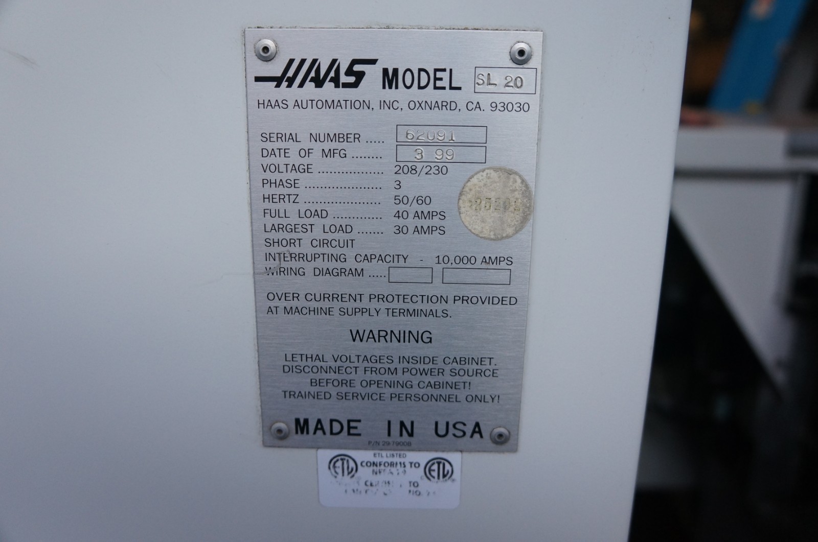 Haas SL 20 CNC Turning Center - live tool and bar feed