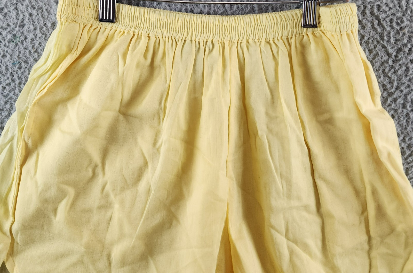 AQUA Pull On Shorts Women's Large Yellow Solid Side Pockets Elastic Waistband - Picture 4 of 13