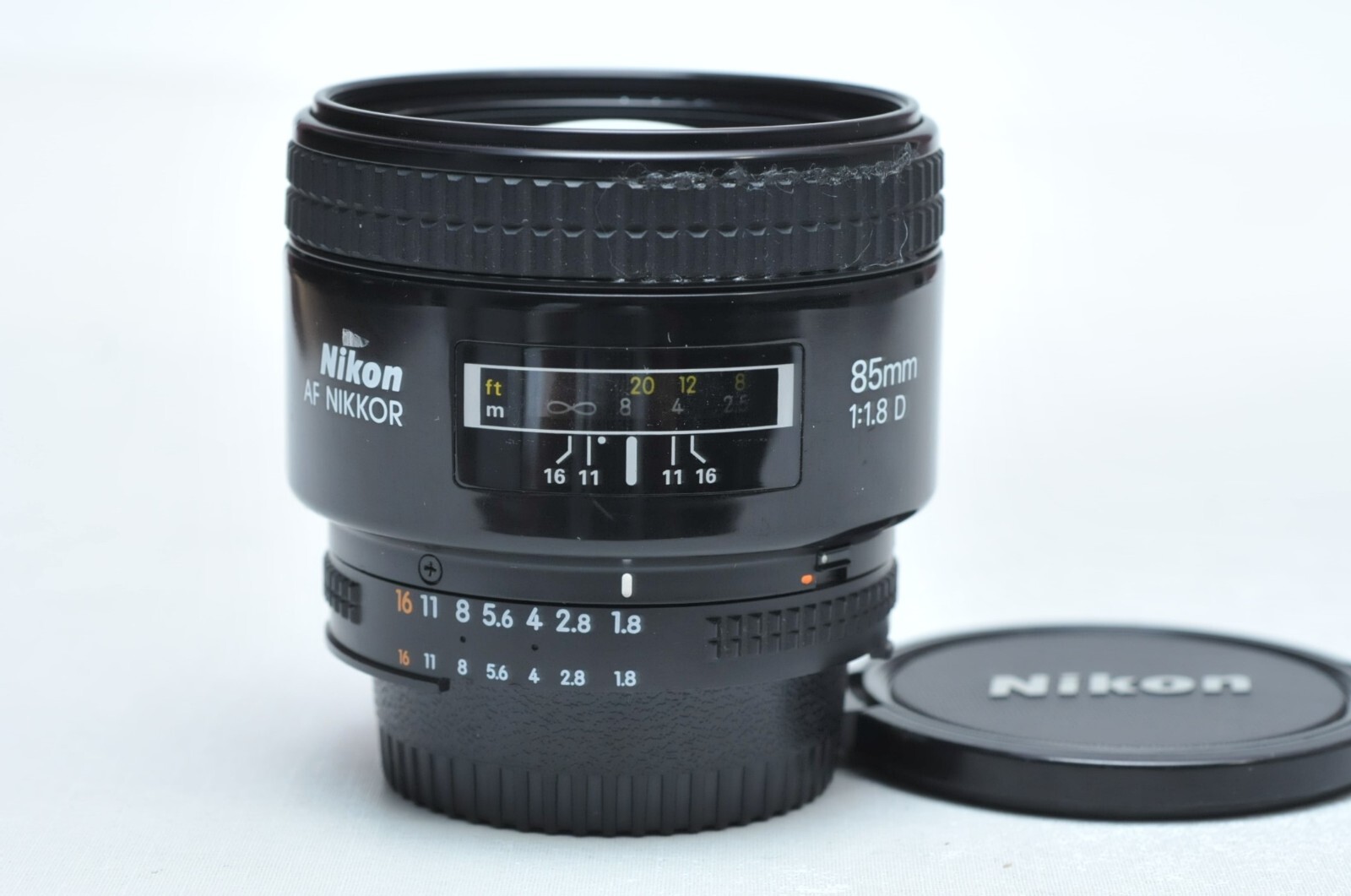 ニコン Nikon AF Nikkor 85mm F1.8D Lens Amazon.com : Nikon 85mm f/1.8G AF-S FX Nikkor Lens
