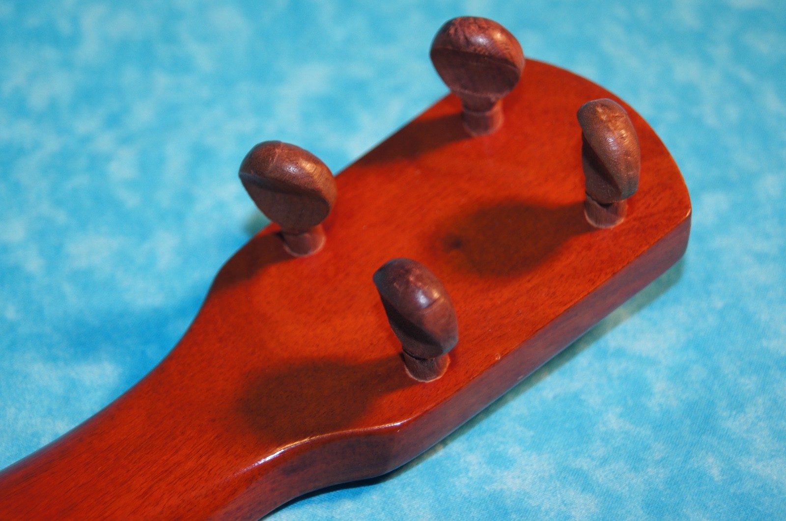 Ukulele Louis A Gaspar Pineapple Style 3