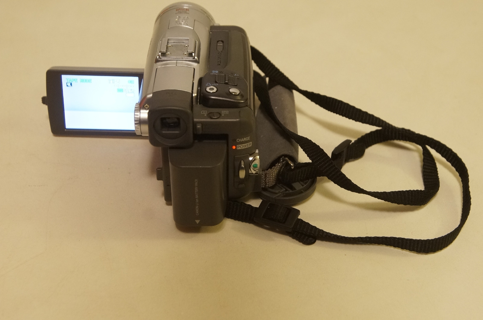Canon Optura 50 A Mini DV Digital Video Camcorder complete