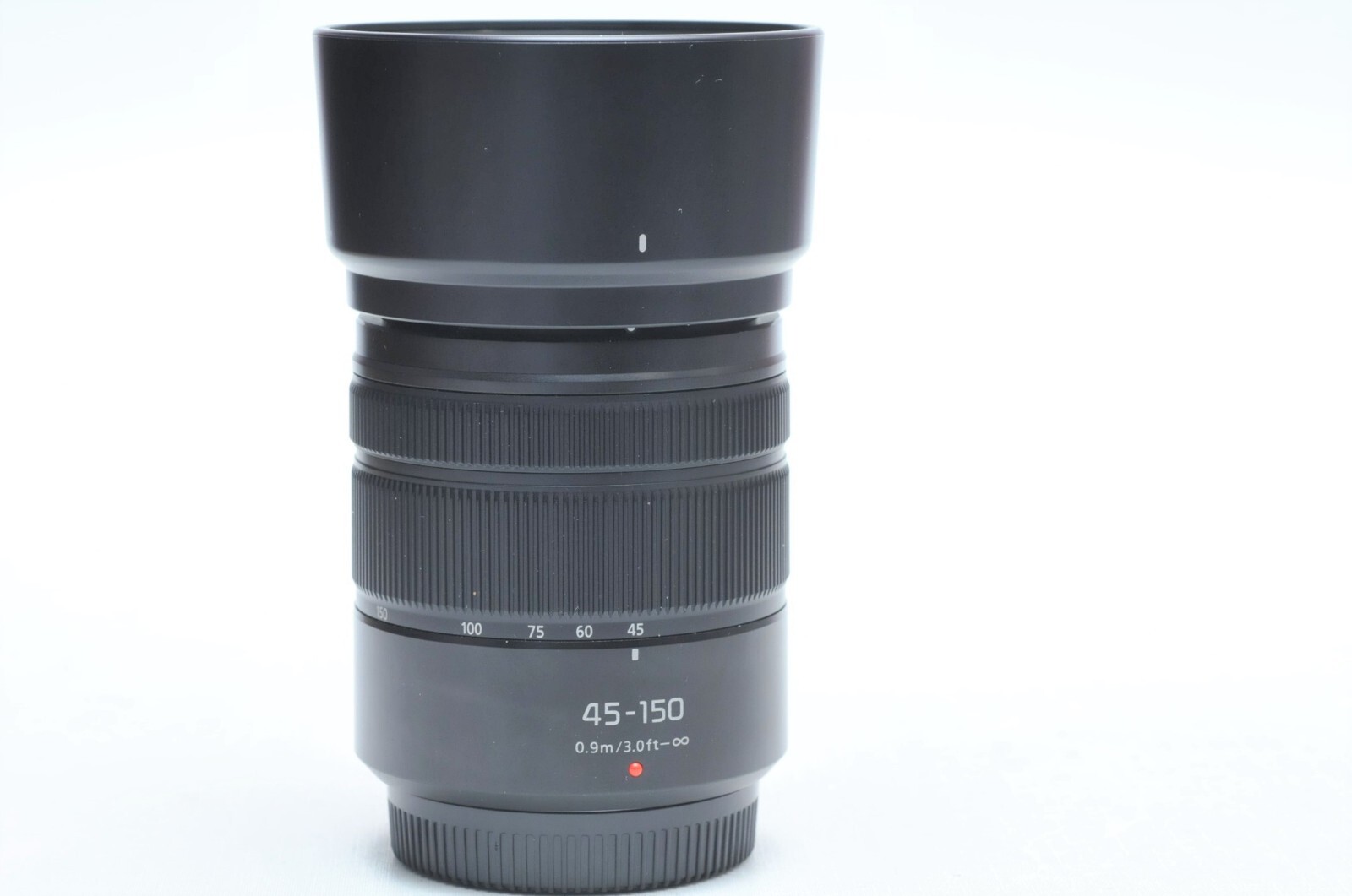 Panasonic LUMIX G VARIO 45-150mm F4.0-5.6 ASPH Lens With Panasonic LUMIX G VARIO 45-150mm F4.0-5.6 ASPH Lens With
