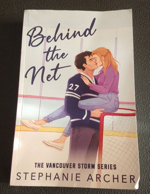 Behind the Net [Vancouver Storm] - Archer, Stephanie -